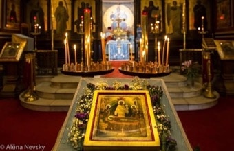 Fête de la dormition de la mère de dieu à la cathédrale